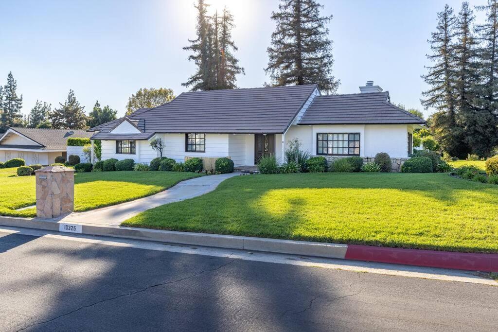 Stunning, Newly Remodeled Bright Home Los Angeles Exterior photo