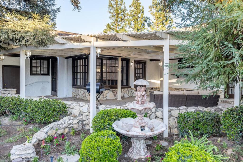 Stunning, Newly Remodeled Bright Home Los Angeles Exterior photo